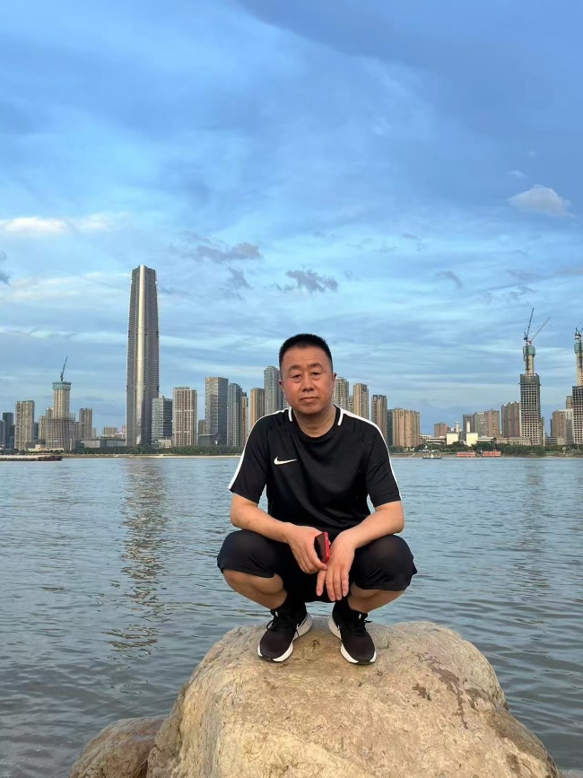 ��������